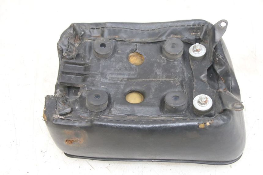 photo de SELLE POSTERIORE HONDA CA REBEL 125 (1995 - 2001) - Dettaglio del componente