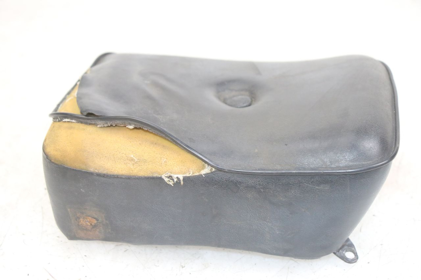 photo de SELLE POSTERIORE HONDA CA REBEL 125 (1995 - 2001) - Primo piano tecnico