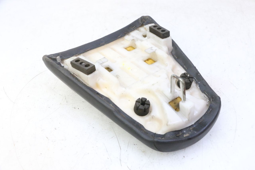 photo de SELLA POSTERIORE HONDA CBF 125 (2009 - 2015) - Altra angolazione