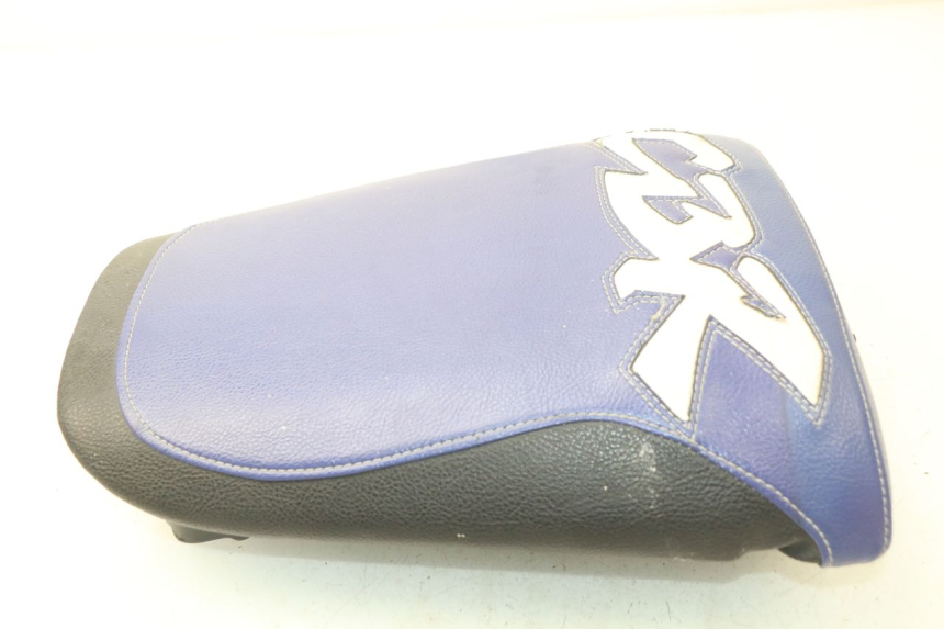 photo de SELLA POSTERIORE HONDA CBR 919 RR FIREBLADE 900 (1998 - 1999) - Caratteristiche distintive