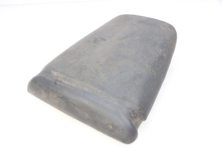 photo de SELLE POSTERIORE HONDA CBR RR FIREBLADE 900 (1992 - 1994) - Primo piano tecnico