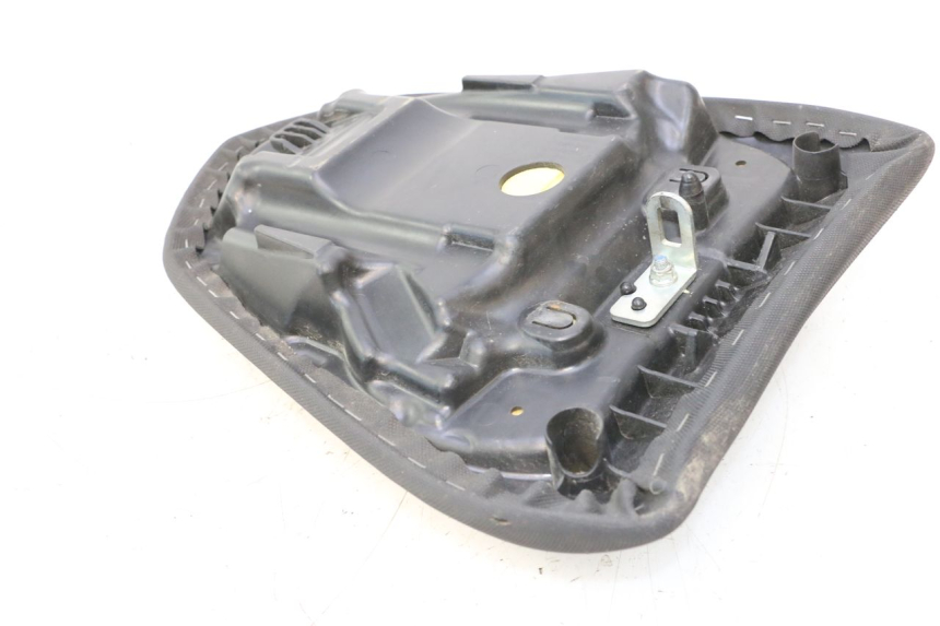 photo de SELLA POSTERIORE KAWASAKI ER-6 ER6 F ABS 650 (2012 - 2016) - Dettaglio del componente