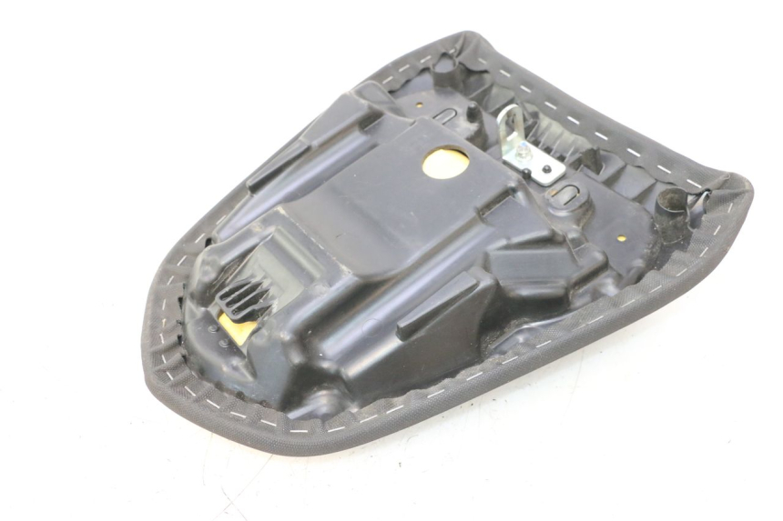 photo de SELLA POSTERIORE KAWASAKI ER-6 ER6 F ABS 650 (2012 - 2016) - Primo piano tecnico