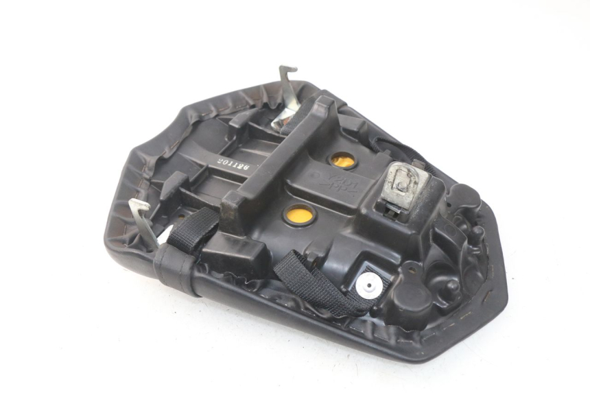 photo de SELLA POSTERIORE YAMAHA FZ8 800 (2010 - 2016) - Zoom sullo stato d'uso