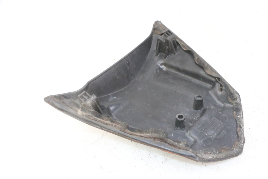 photo de SELLA POSTERIORE PEUGEOT JET FORCE CARBU 50 (2003 - 2016) - Marcature e riferimenti originali