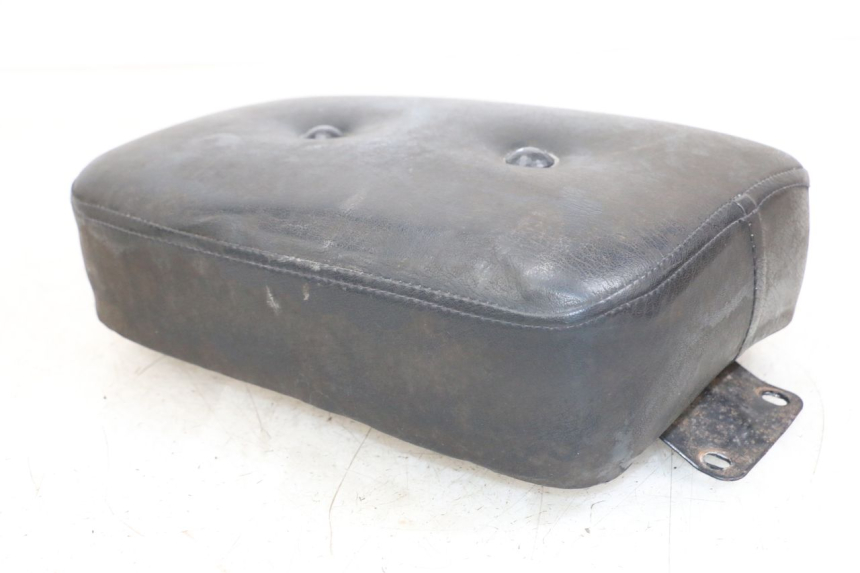 photo de SELLA POSTERIORE JINLUN JL HIGHLANDER 125 (2007 - 2015) - Dettagli dei punti di fissaggio