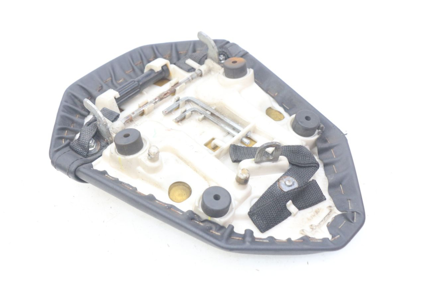 photo de SELLE POSTERIORE YAMAHA MT-07 MT07 ABS 700 (2014 - 2017) - Primo piano tecnico