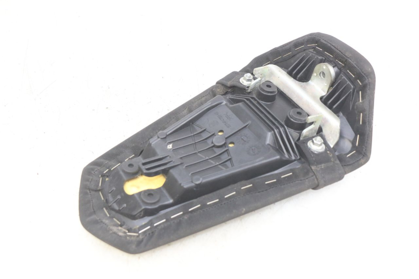 photo de SELLE POSTERIORE YAMAHA MT ABS 125 (2014 - 2018) - Dettaglio del componente