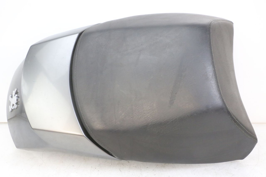 photo de SELLE POSTERIORE PEUGEOT SATELIS 125 (2010 - 2012) - Vista principale
