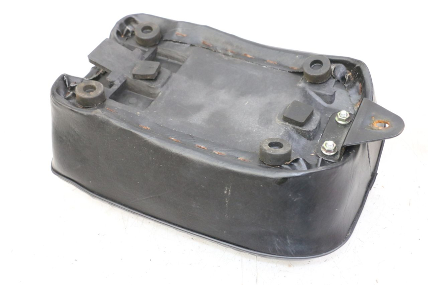 photo de SELLA POSTERIORE REGAL RAPTOR RAXTER 2 125 (2007 - 2015) - Zoom sullo stato d'uso