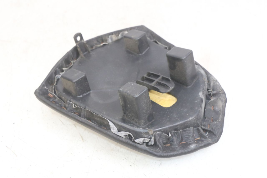 photo de SELLE POSTERIORE YAMASAKI ROADSTER 50 (2013 - 2018) - Zoom sullo stato d'uso