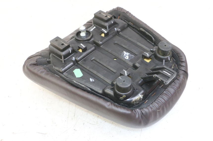 photo de SELLA POSTERIORE ROYAL ENFIELD HYMALAYAN 410 (2016 - 2023) - Zoom sullo stato d'uso