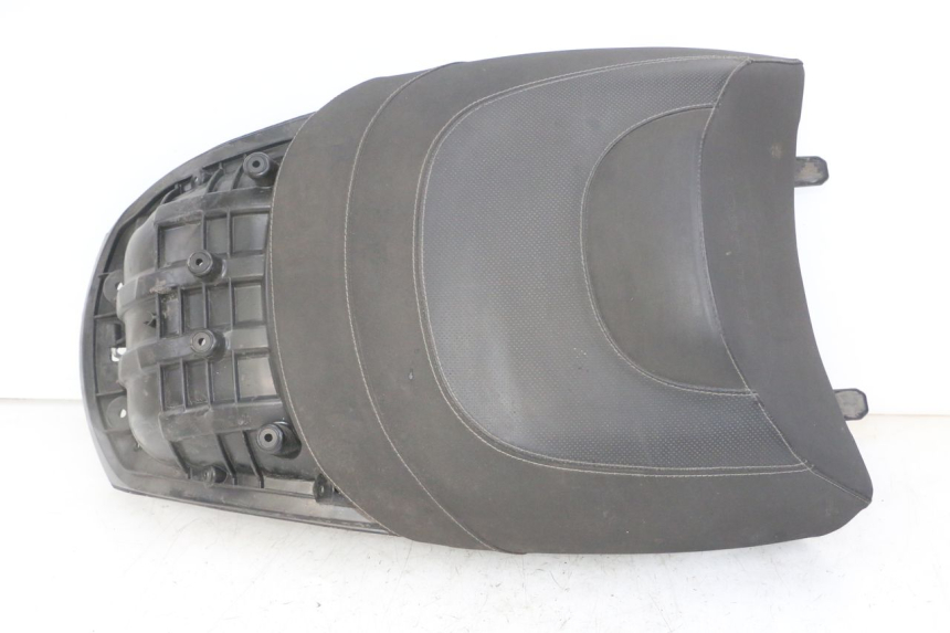 photo de SELLA POSTERIORE PEUGEOT SATELIS 125 (2013 - 2018) - Vista principale