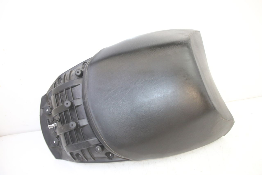 photo de SELLA POSTERIORE PEUGEOT SATELIS 250 (2006 - 2012) - Dettaglio del componente