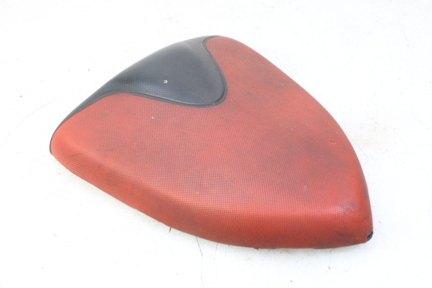 photo de SELLE POSTERIORE APRILIA SR R 2T LC 50 (2018 - 2021) - Dettagli dei punti di fissaggio