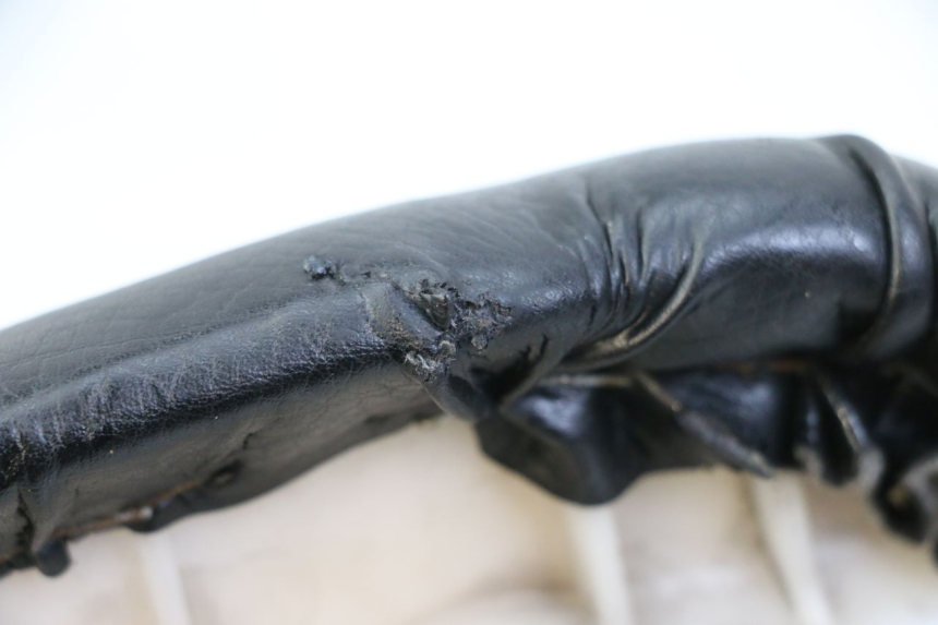 photo de SELLA POSTERIORE SUZUKI SV S 650 (1999 - 2002) - Primo piano tecnico