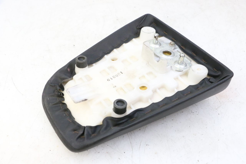 photo de SELLA POSTERIORE SUZUKI SV S 650 (2003 - 2009) - Zoom sullo stato d'uso