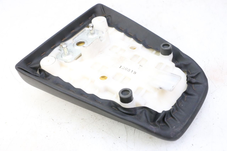 photo de SELLA POSTERIORE SUZUKI SV S 650 (2003 - 2009) - Altra angolazione