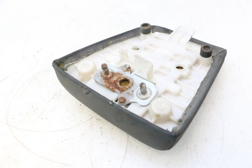 photo de SELLA POSTERIORE SUZUKI SV S 650 (2003 - 2009) - Zoom sullo stato d'uso
