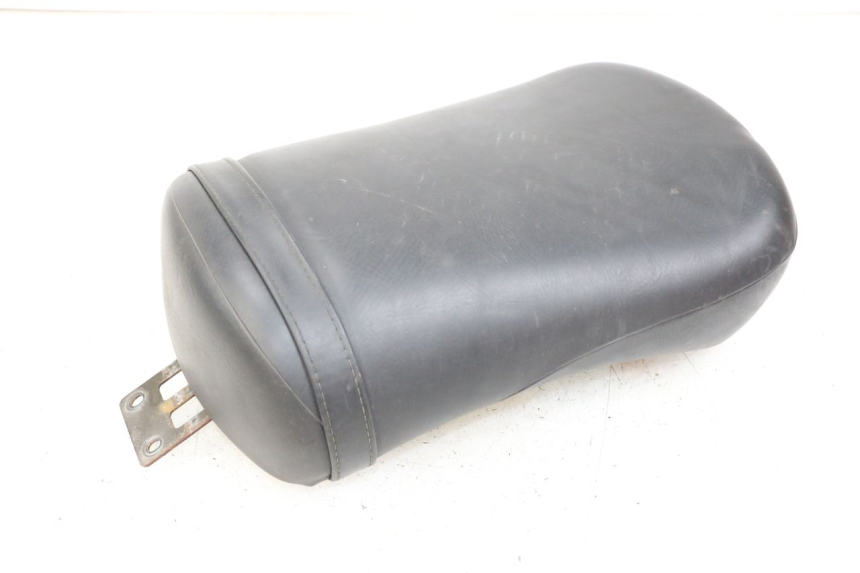 photo de SELLA POSTERIORE SUZUKI VL INTRUDER 125 (2004 - 2007) - Caratteristiche distintive