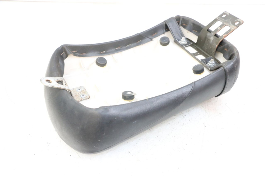 photo de SELLA POSTERIORE SUZUKI VL INTRUDER 125 (2004 - 2007) - Stato della superficie e materiale