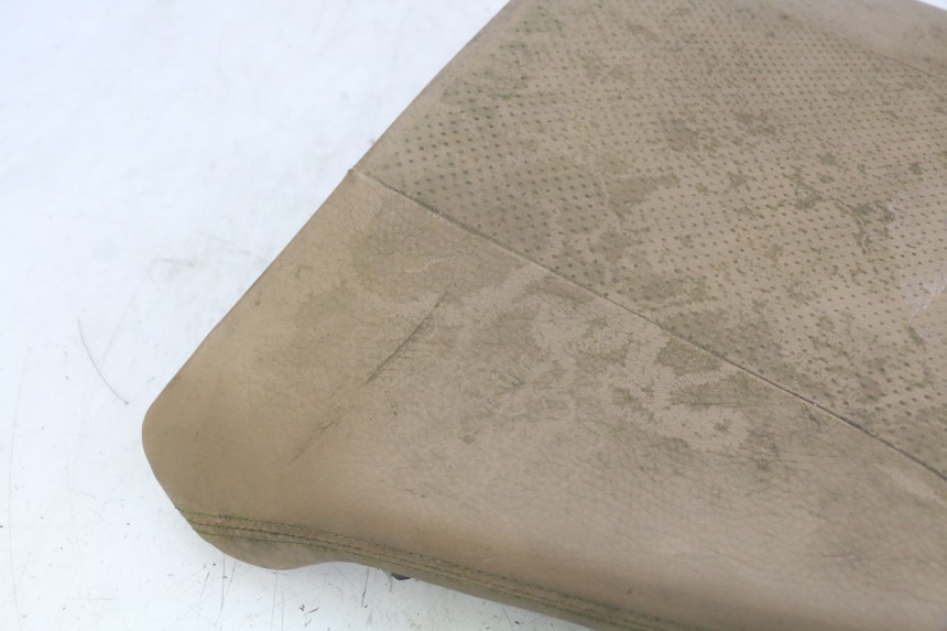 photo de SELLE POSTERIORE YAMAHA YP MAJESTY 400 (2004 - 2008) - Zoom sullo stato d'uso