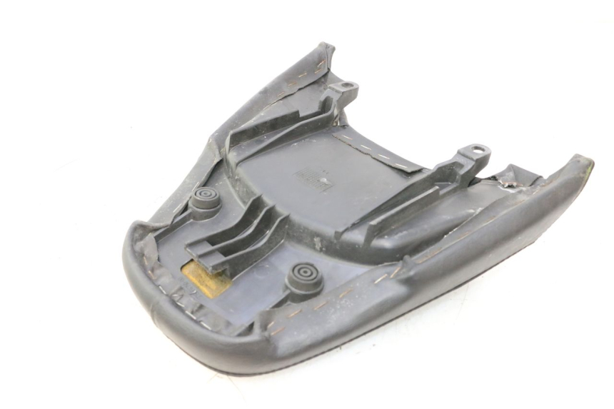 photo de SELLA POSTERIORE YAMAHA YP MAJESTY 125 (1998 - 2001) - Dettaglio del componente