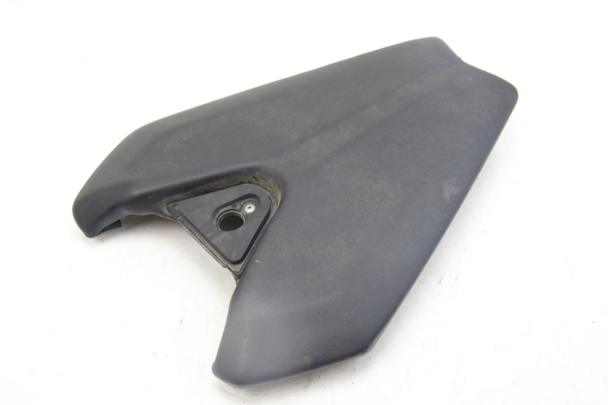 photo de SELLE POSTERIORE KAWASAKI Z ABS 1000 (2014 - 2020) - Dettaglio del componente
