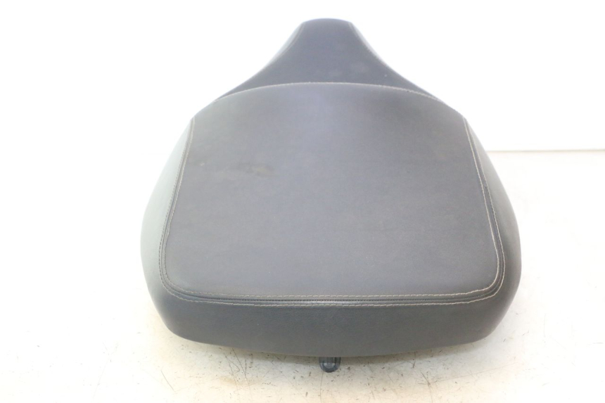 photo de SELLA APRILIA ATLANTIC S 125 (2010 - 2013) - Dettagli dei punti di fissaggio