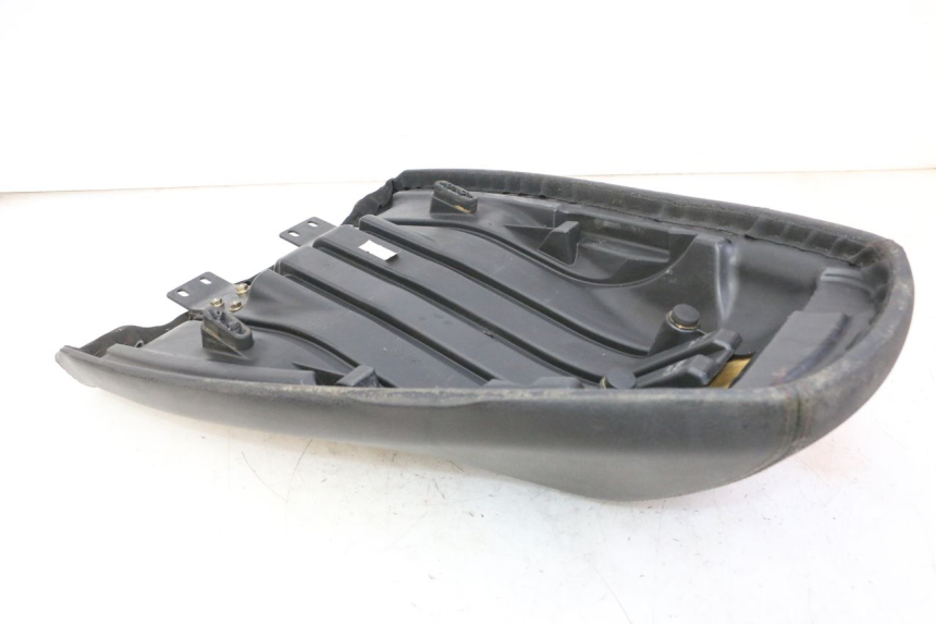 photo de SELLA ANTERIORE QUADRO 4 4D 350 (2015 - 2018) - Zoom sullo stato d'uso