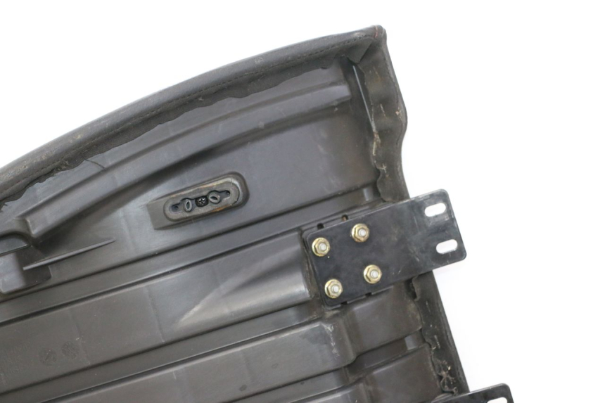 photo de SELLA ANTERIORE QUADRO 4 4D 350 (2015 - 2018) - Dettagli dei punti di fissaggio