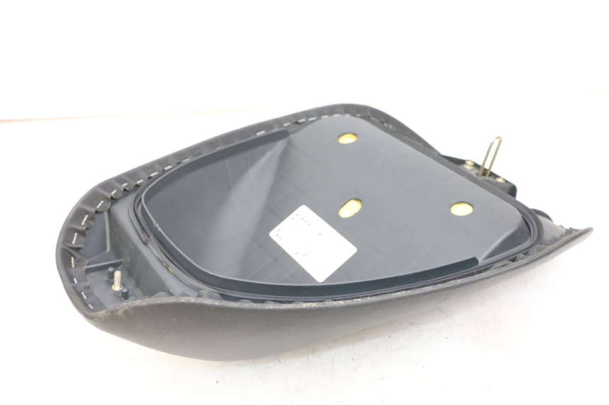 photo de SELLA ANTERIORE DAELIM A-FOUR 2T 50 (2005 - 2012) - Primo piano tecnico