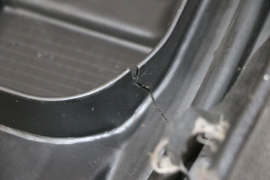 photo de SELLE ANTERIORE KYMCO AGILITY 4T 50 (2005 - 2018) - Zoom sullo stato d'uso