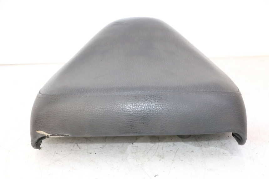 photo de SELLE ANTERIORE KYMCO AGILITY 4T 50 (2005 - 2018) - Marcature e riferimenti originali