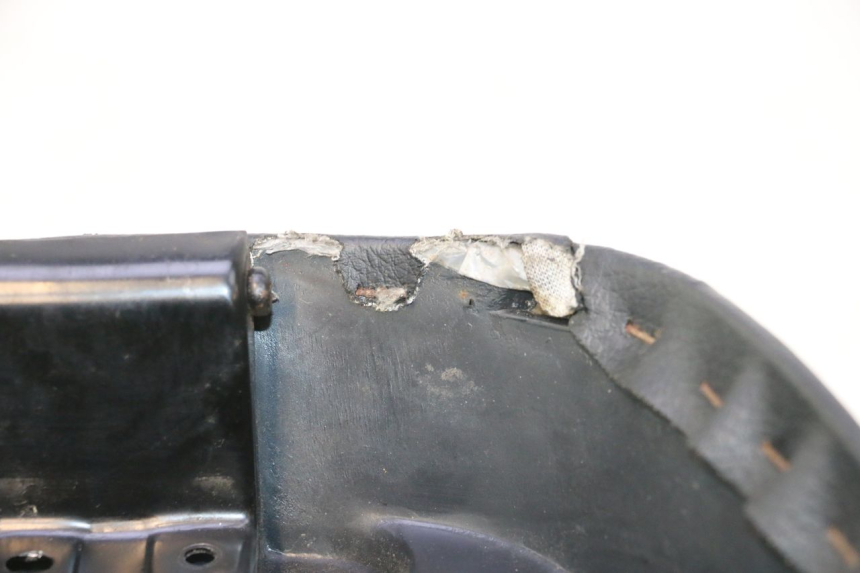 photo de SELLA ANTERIORE KYMCO AGILITY PREMIUM 50 (2007 - 2010) - Dettaglio del componente