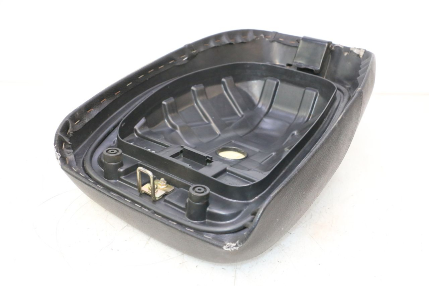 photo de SELLA ANTERIORE KYMCO AGILITY PREMIUM 50 (2007 - 2010) - Ispezione visiva dettagliata