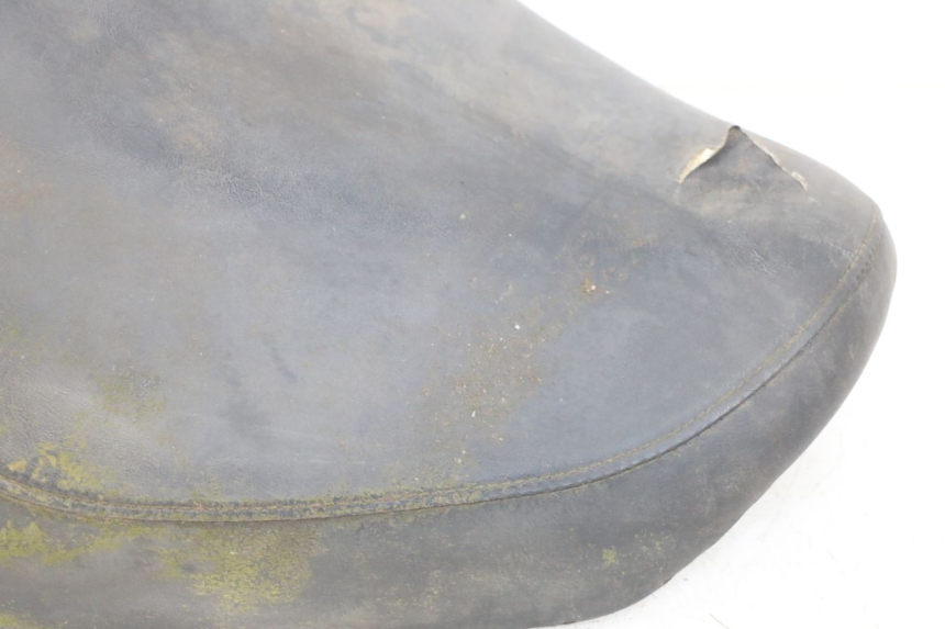 photo de SELLA ANTERIORE HYOSUNG GV AQUILA 125 (2000 - 2009) - Vista d'insieme del prodotto