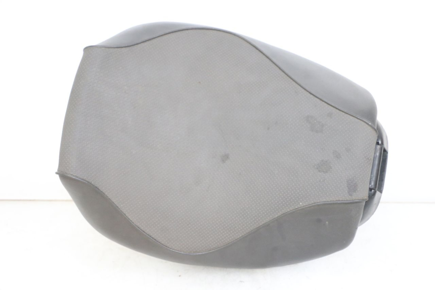 photo de SELLA ANTERIORE APRILIA CLASSIC 125 (1995 - 2001) - Zoom sullo stato d'uso