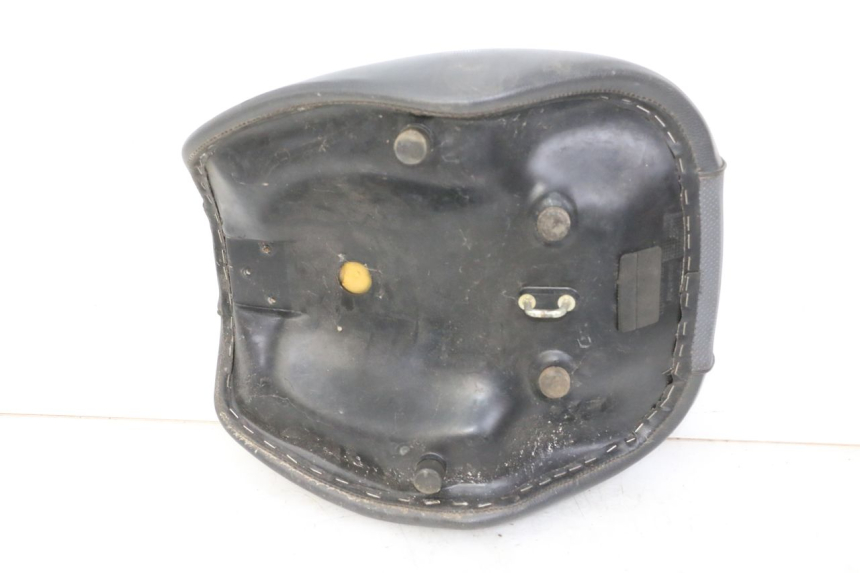 photo de SELLA ANTERIORE APRILIA CLASSIC 125 (1995 - 2001) - Vista d'insieme del prodotto