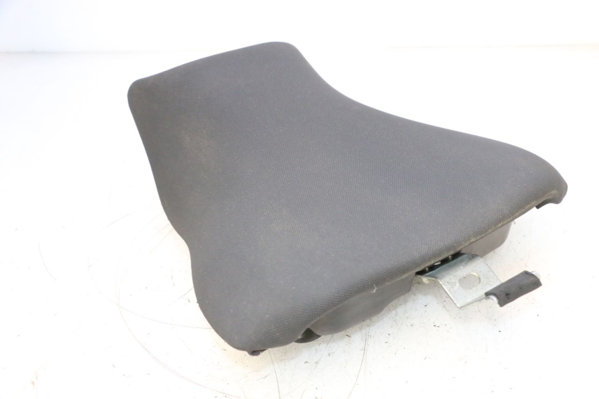 photo de SELLA ANTERIORE KAWASAKI ER-6 ER6 F ABS 650 (2012 - 2016) - Dettagli dei punti di fissaggio