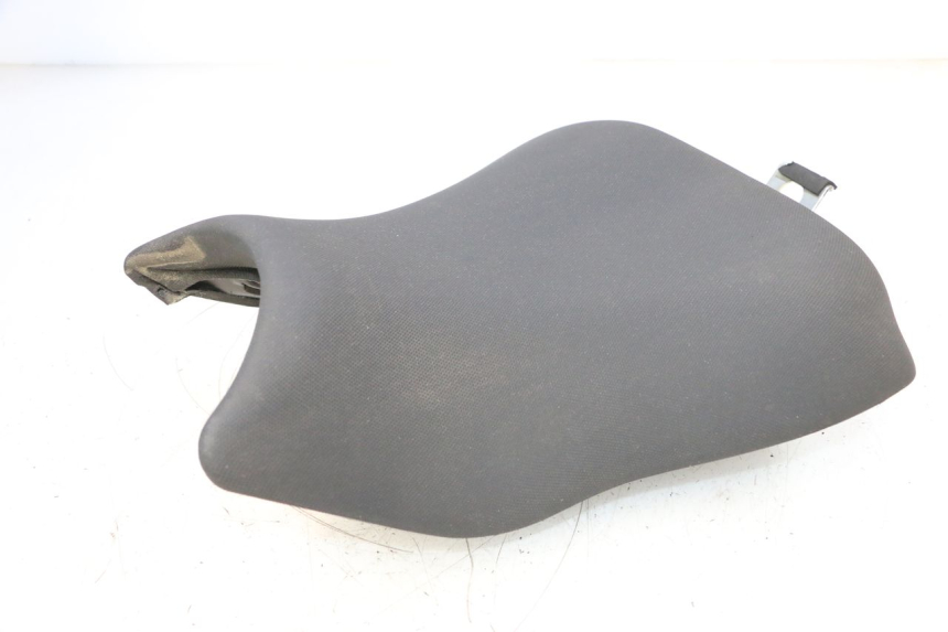 photo de SELLA ANTERIORE KAWASAKI ER-6 ER6 F ABS 650 (2012 - 2016) - Stato della superficie e materiale