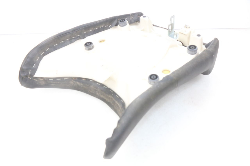 photo de SELLE ANTERIORE YAMAHA FJR ABS 1300 (2016 - 2020) - Altra angolazione