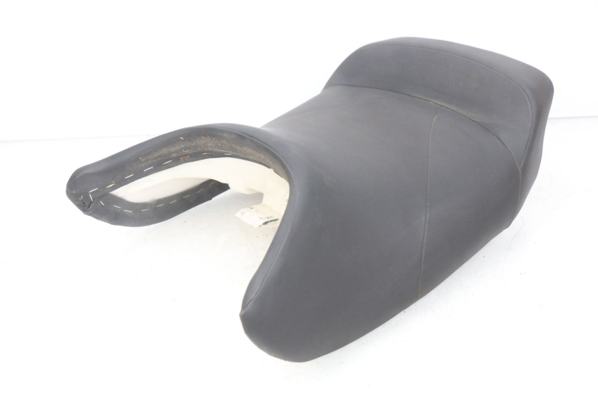 photo de SELLE ANTERIORE YAMAHA FJR ABS 1300 (2016 - 2020) - Primo piano tecnico