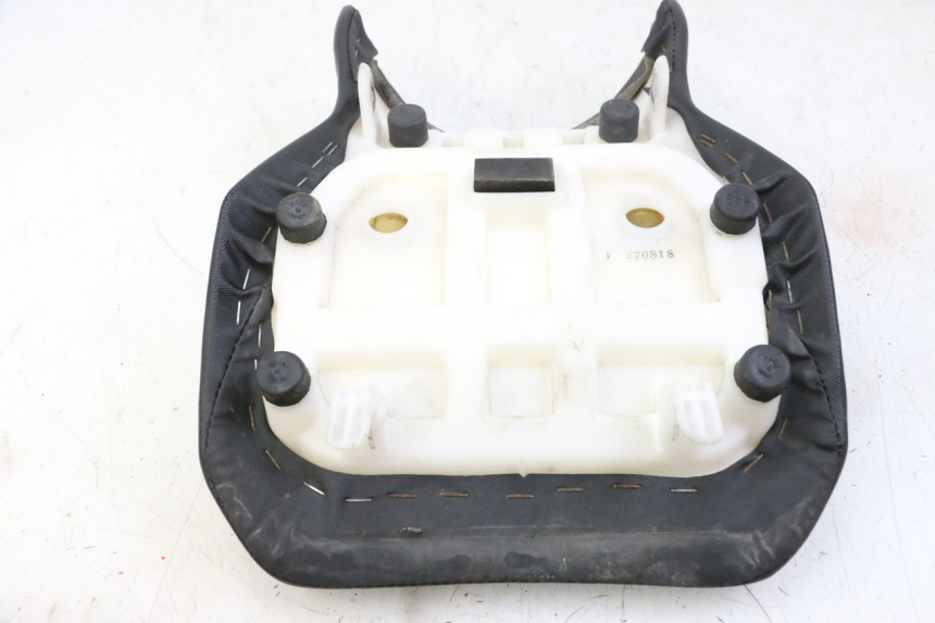 photo de SELLA ANTERIORE SUZUKI GSR 750 (2011 - 2017) - Dettaglio del componente