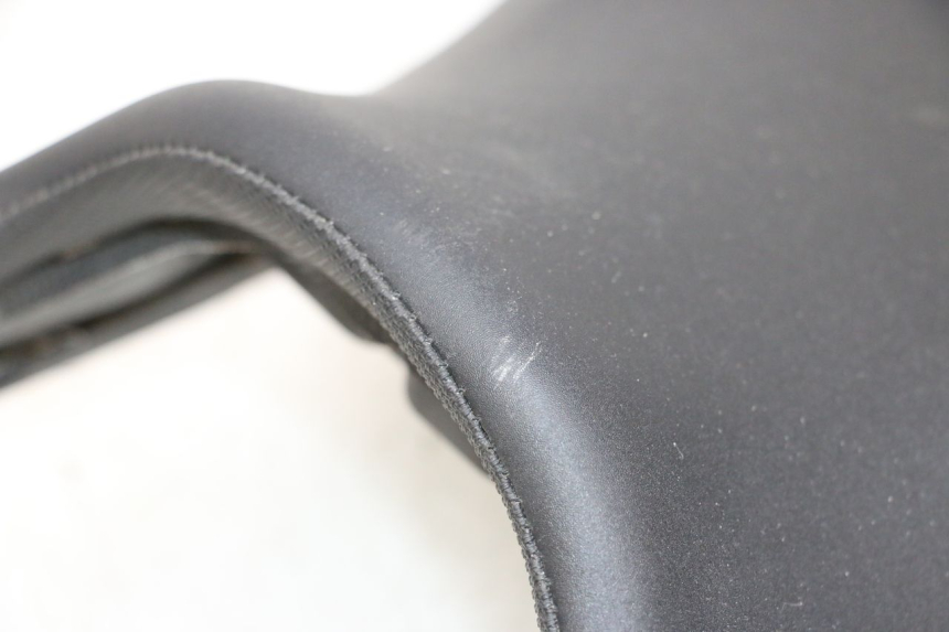 photo de SELLA ANTERIORE YAMAHA MT-07 MT07 ABS 700 (2018 - 2020) - Dettagli dei punti di fissaggio