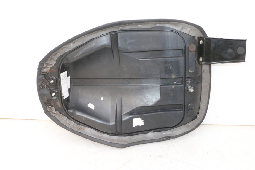 photo de SELLA ANTERIORE YAMAHA NEOS NEO'S 4T 50 (2008 - 2016) - Primo piano tecnico