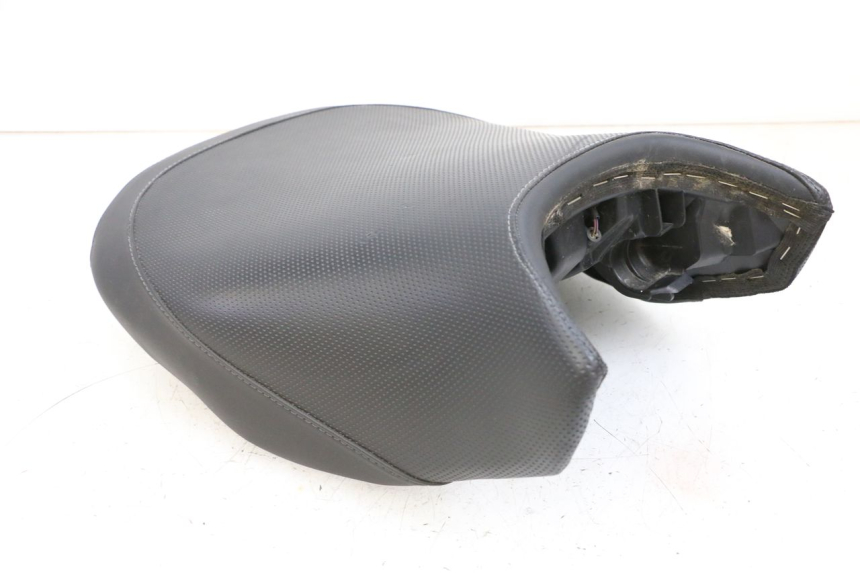 photo de SELLA ANTERIORE BMW R GS 1250 (2021 - 2024) - Zoom sullo stato d'uso