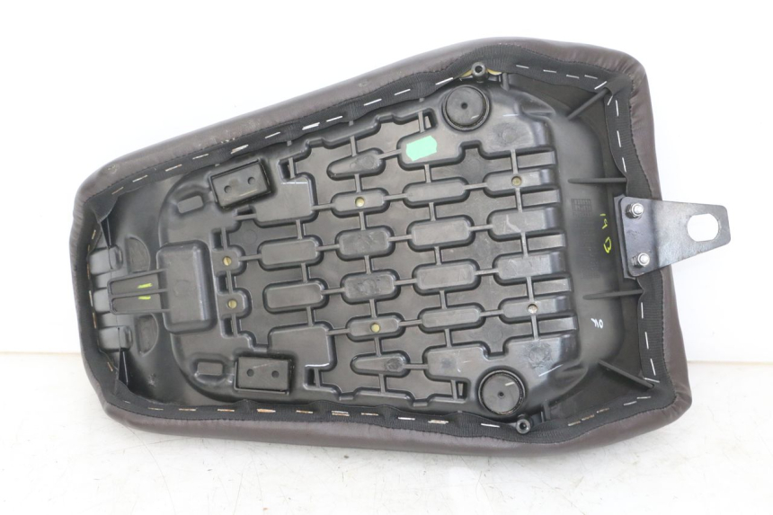 photo de SELLA ANTERIORE ROYAL ENFIELD HYMALAYAN 410 (2016 - 2023) - Vista d'insieme del prodotto