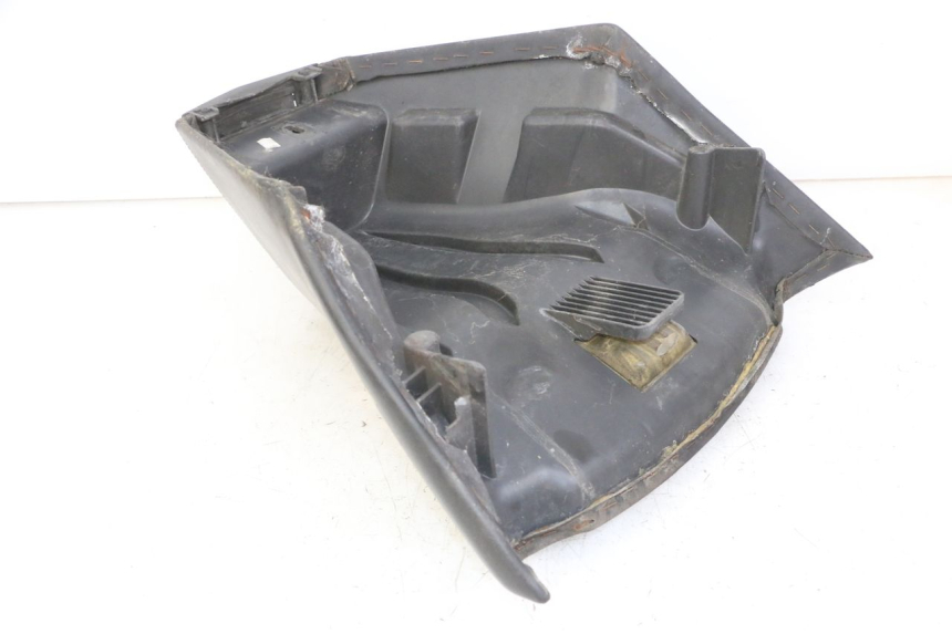 photo de SELLA ANTERIORE PEUGEOT SATELIS COMPRESSOR K15 125 (2006 - 2009) - Altra angolazione