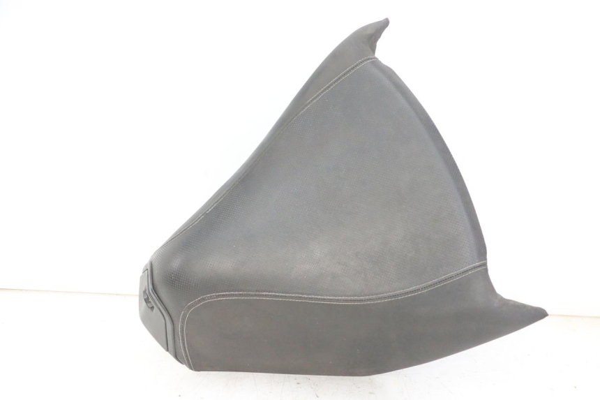 photo de SELLA ANTERIORE PEUGEOT SATELIS 125 (2013 - 2018) - Dettaglio del componente